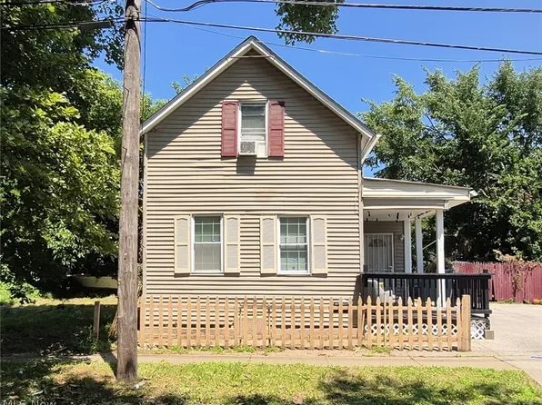 3026 Erin Ave, Cleveland, OH 44113