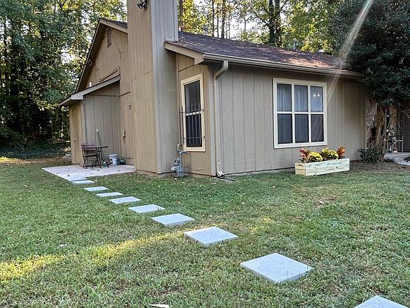 2nd image of 189 Timber Creek Ln SW