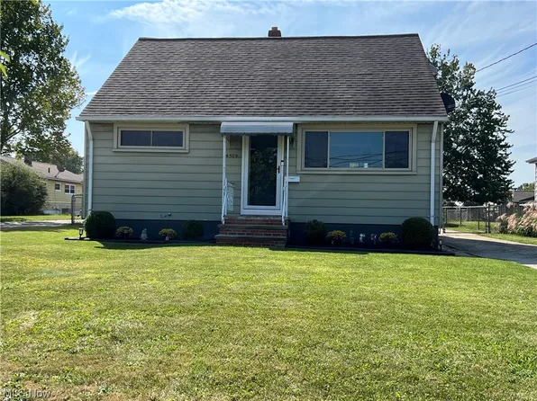 14509 Fayette Blvd, Brookpark, OH 44142