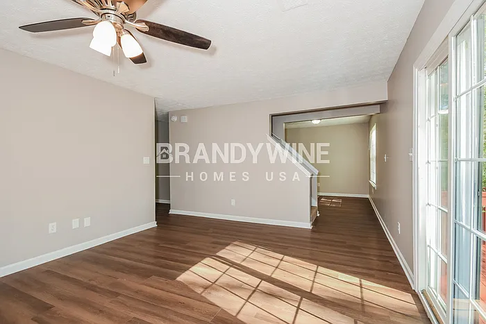 215 Toulouse St — Photo 4