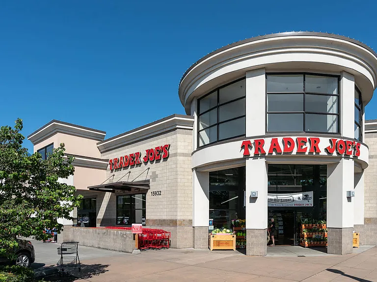 Neighborhood shopping and dining at Redmond Town Center.