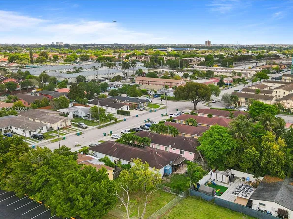 11002 SW 3rd St, Sweetwater, FL 33174