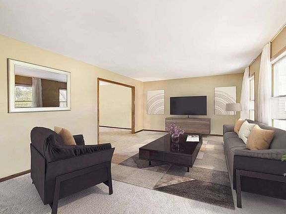 2nd image of 1756 Hillcrest Park