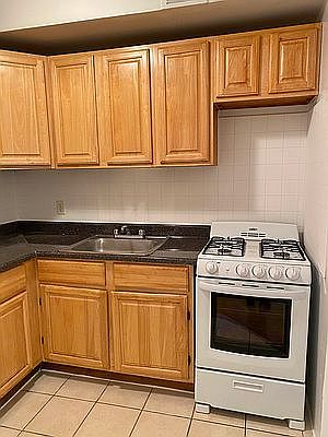 1st image of 3040 W 22nd St APT 2A