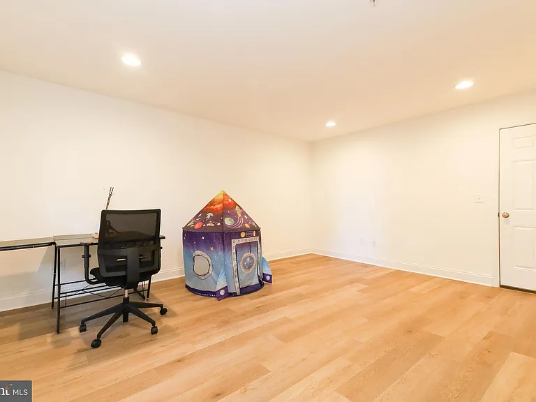 1317 Canning Way — Photo 15