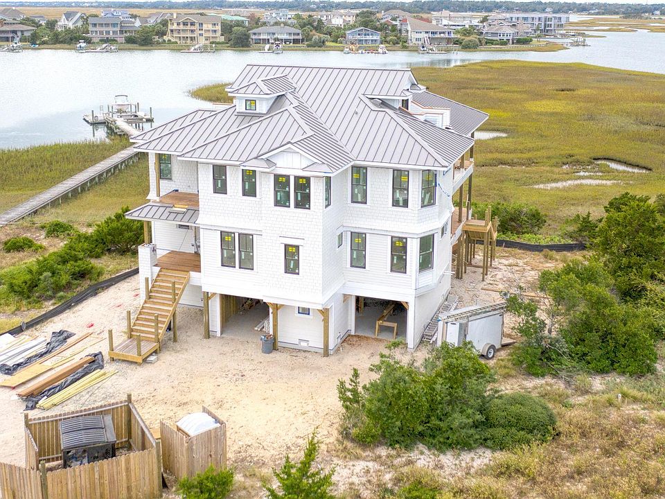 2nd image of 7 Beach Bay Lane