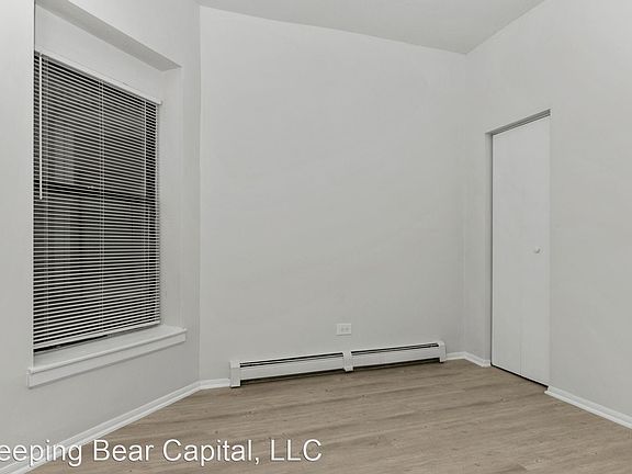 5th image of 4520 S Vincennes Ave #2
