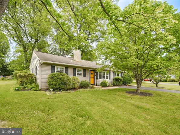 91 Vine St, New Britain, PA 18901