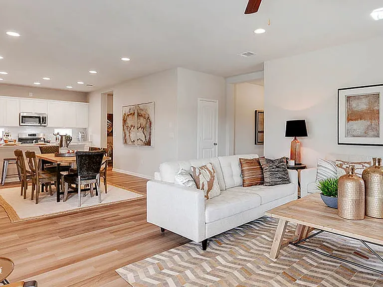 4513 Spring Box St — Photo 8