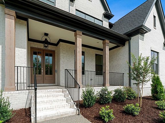 4th image of 1024 Sinatra Dr Lot 18