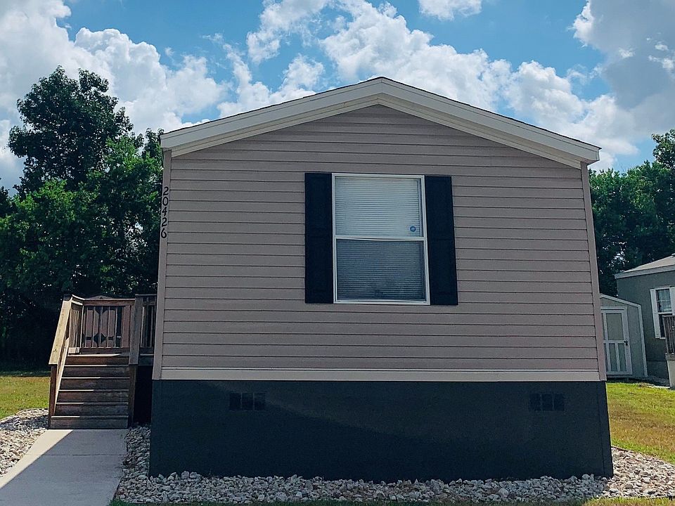 1st image of 920 Century Plaza Dr #579