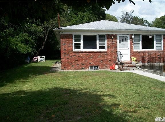 2nd image of 71 Elmwood Ave