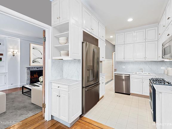 5th image of 14 Sutton Pl S APT 9C