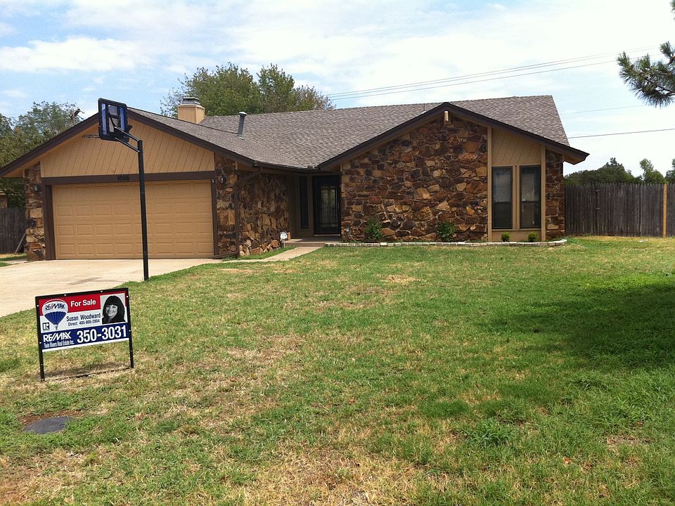 Freshly painted exterior, with newer roof.