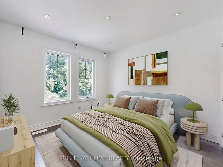 31 Lady Evelyn Cres — Photo 31