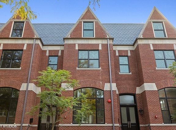 2nd image of 507 W Menomonee St