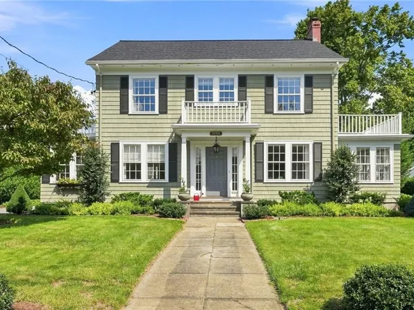 7 Elton Rd, Barrington, RI 02806