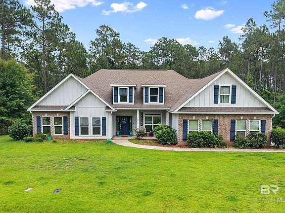 2nd image of 18511 Treasure Oaks Rd