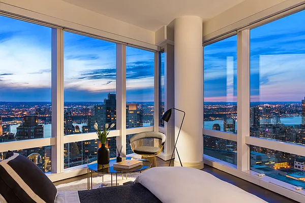 Sold by Nest Seekers International | media 9