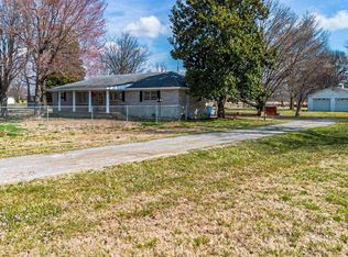 860 Bryants Ford Rd, Paducah, KY 42003