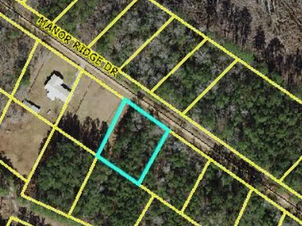 43 Manor Ridge Dr, Clarkton, NC 28433