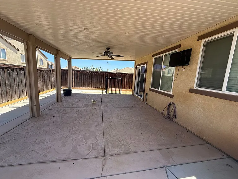 13252 Placentia St — Photo 11