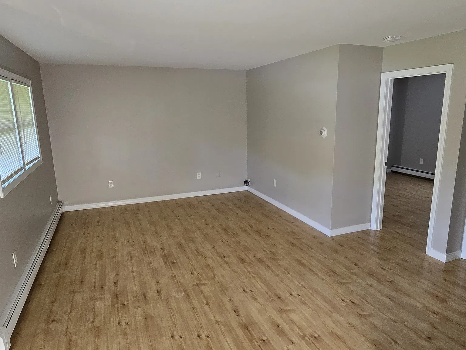 2 bed, $1,700 — Photo 4