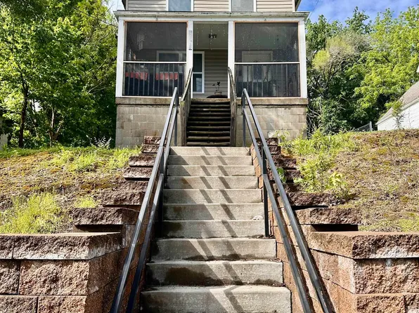 1118 E High St, Jefferson City, MO 65101