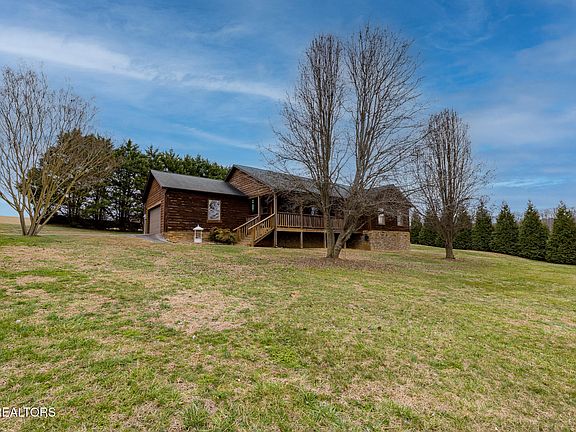 2nd image of 124 Holston Acres Dr