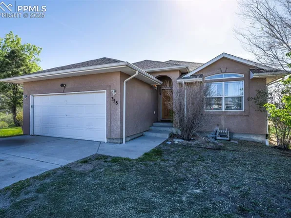 358 W Golden Eagle Way, Pueblo West, CO 81007