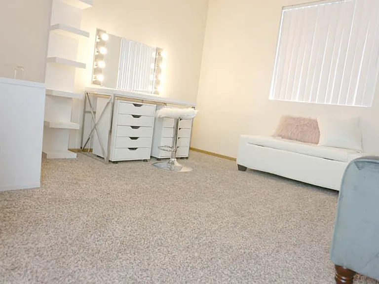 Keystone Park Apartments - Benson — Photo 10