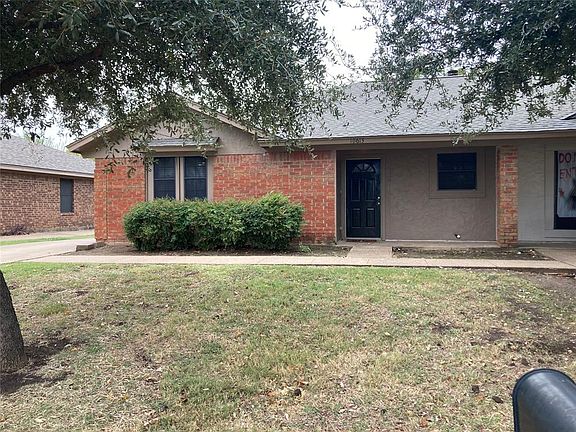 2nd image of 10625 Flamewood Dr