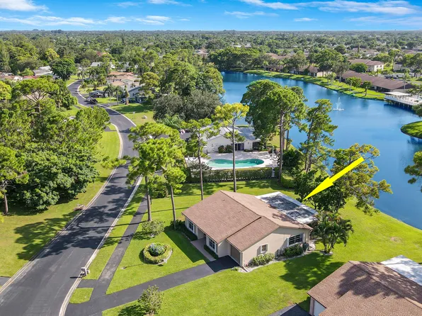 4707 Rainbow Drive, Greenacres, FL 33463