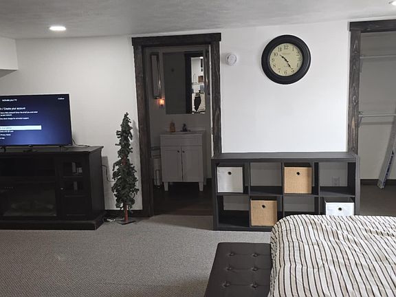 4th image of 117 W Jackson Blvd #203