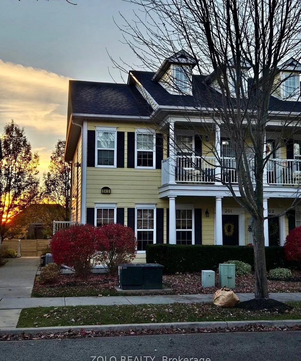 2 bed, $2,600 — Photo 2