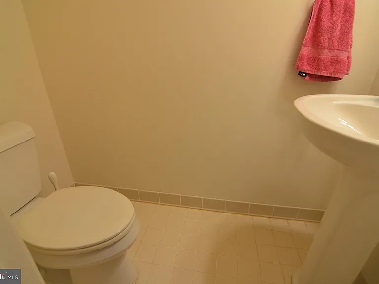 2946 Saxon Flowers Dr — Photo 37