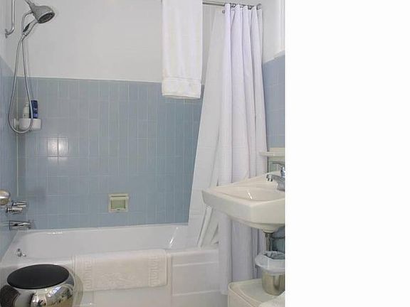 5th image of 12215 Dunoon Ln