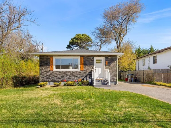 21 Cedar Road, Amityville, NY 11701