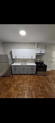 502 W 7th St #3 Photo 1