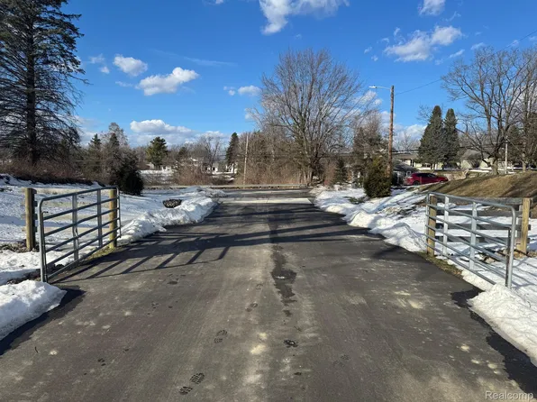 4070 Metamora Rdg, Metamora, MI 48455