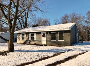 118 S Scottswood Dr, Urbana, IL