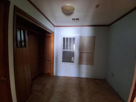5th image of 202 S Center Ave