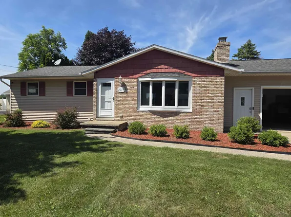 2073 Kenneth Dr, Bay City, MI 48706