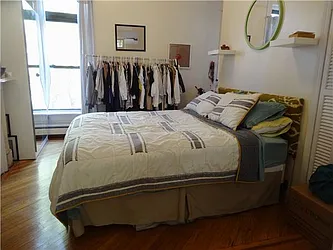 Rented by R New York