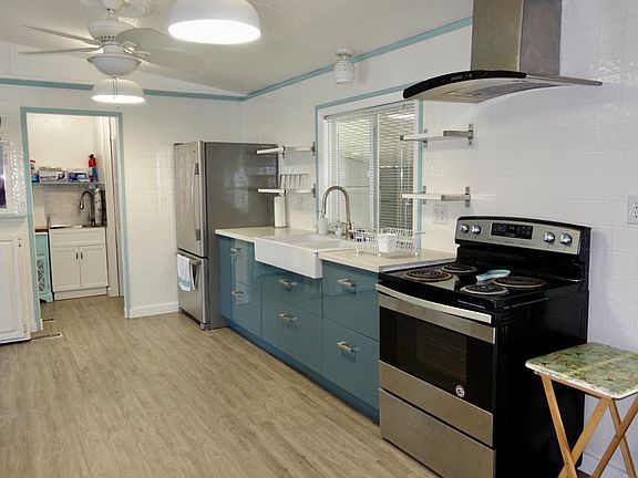 4th image of 1184 N Main Street #3