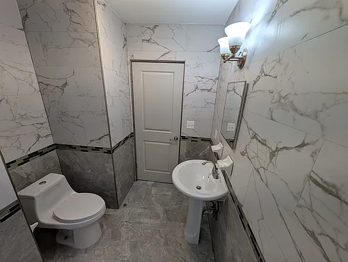 16 Groton St Photo 1