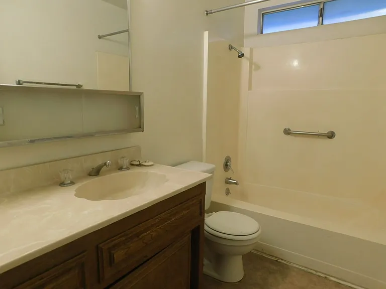 228 S Gemstone St — Photo 6