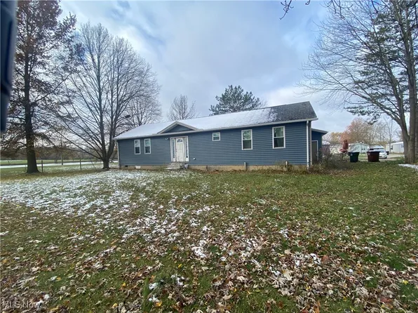 131 Walleye Ct, Lagrange, OH 44050