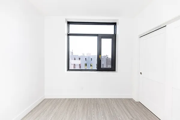 Rented by Oxford Property Group | media 6