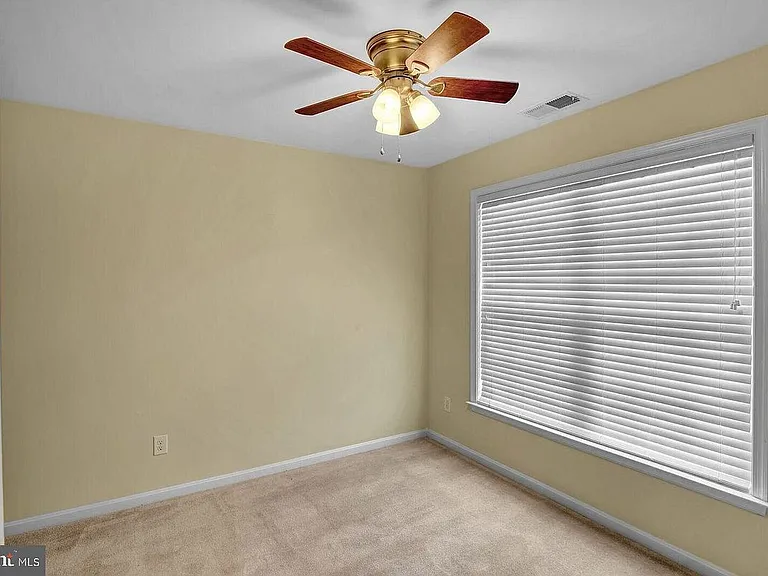8891 Cherry St — Photo 23